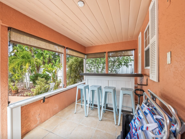 Lido Key Vacation Home with 2 Bedroom and Private Pool